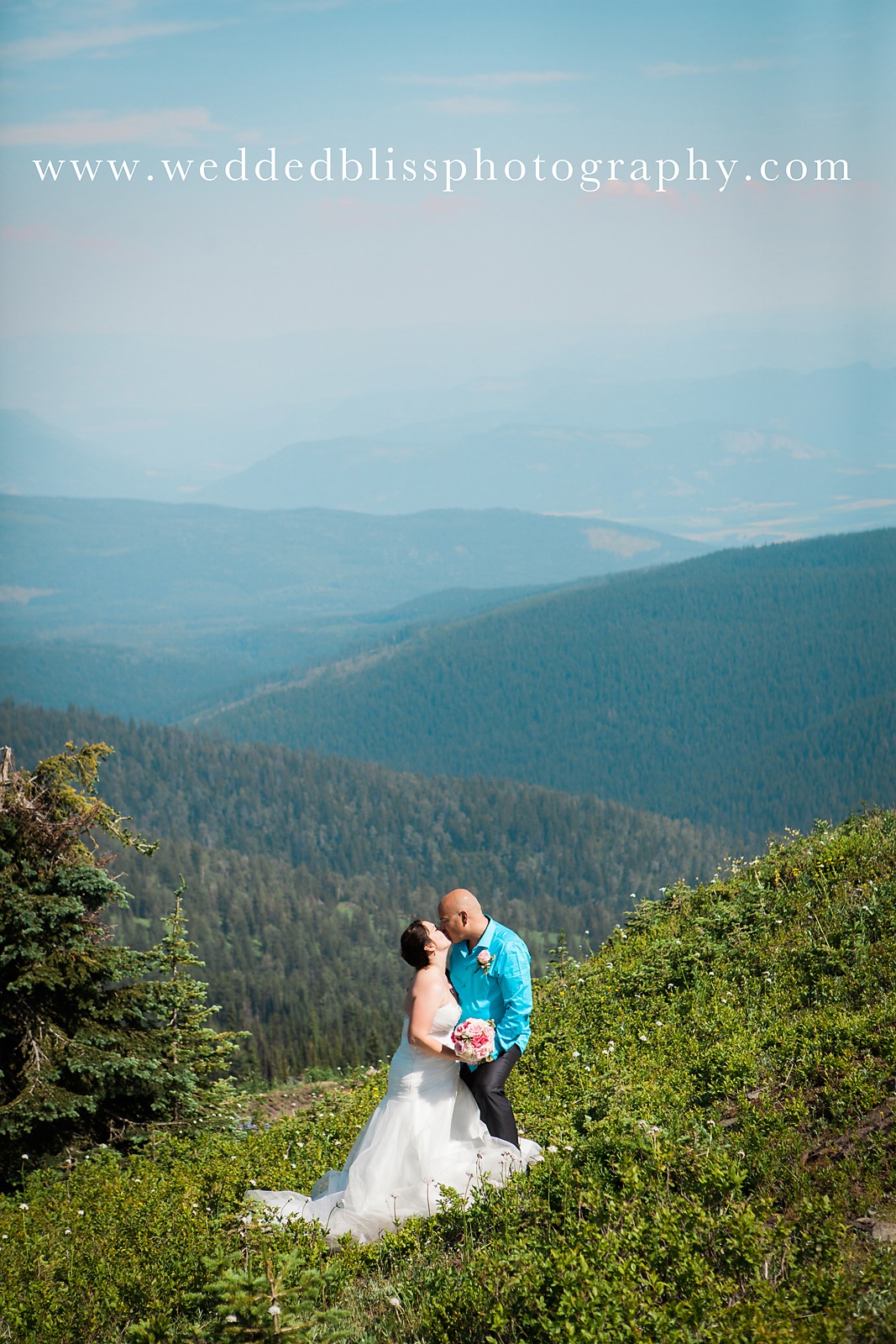 Vernon Wedding Photographer | Wedded Bliss Photography | www.weddedblissphotography.com