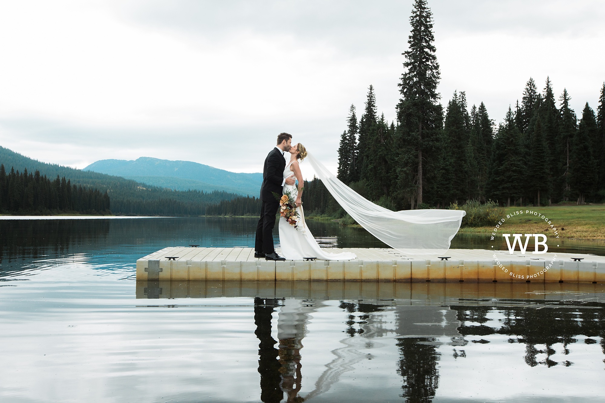 Okanagan Wedding Photographer