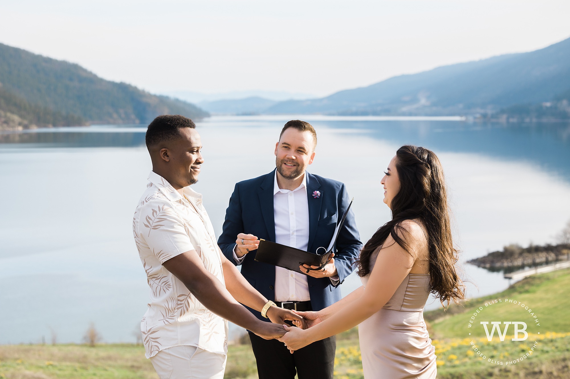 Okanagan Wedding Photographer