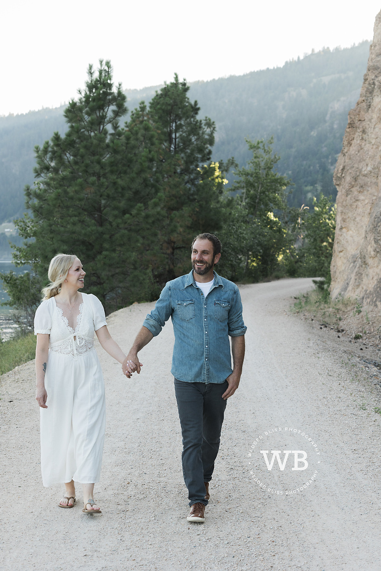 Engagement Photos in Vernon