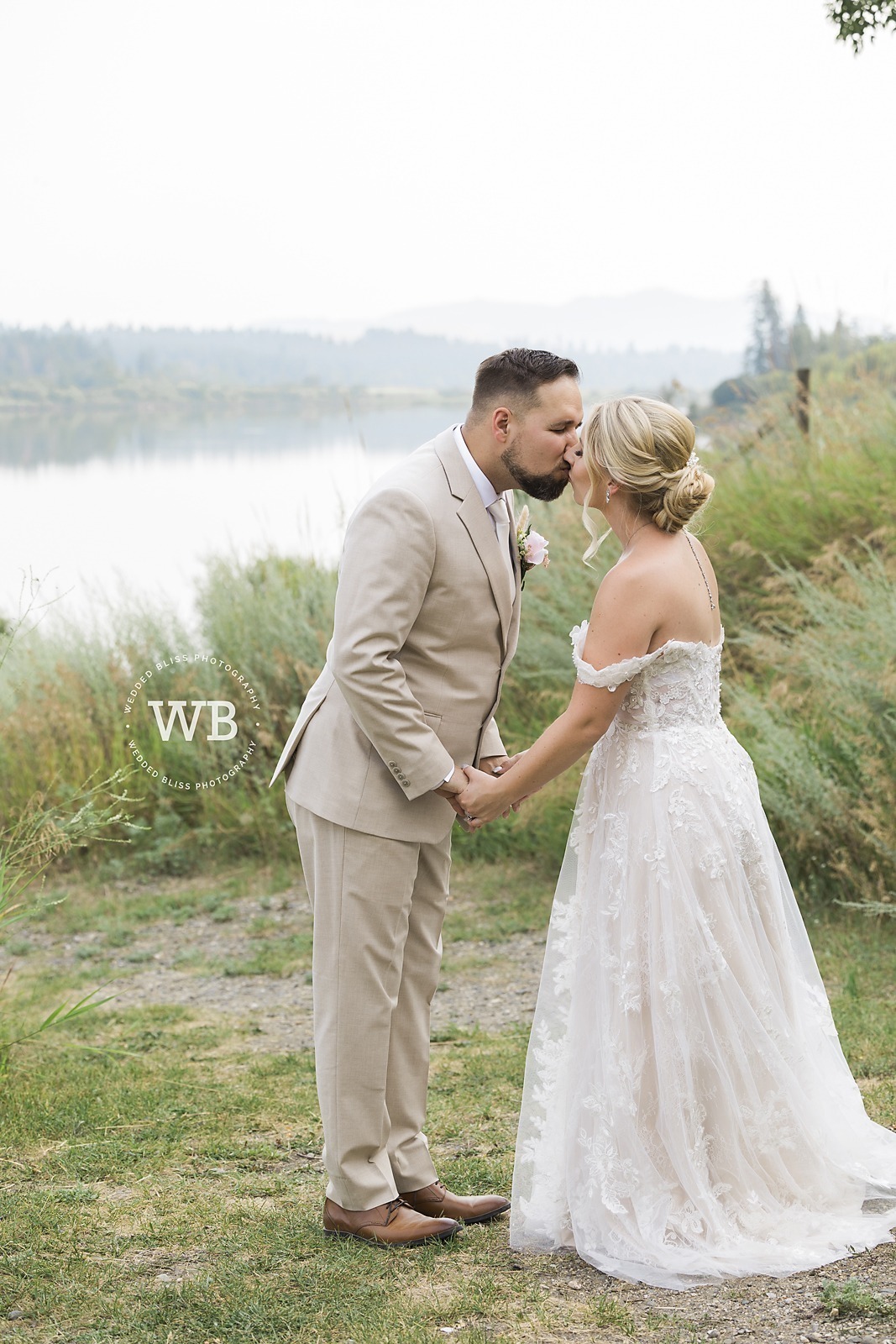 Wedding Photographer in Vernon BC